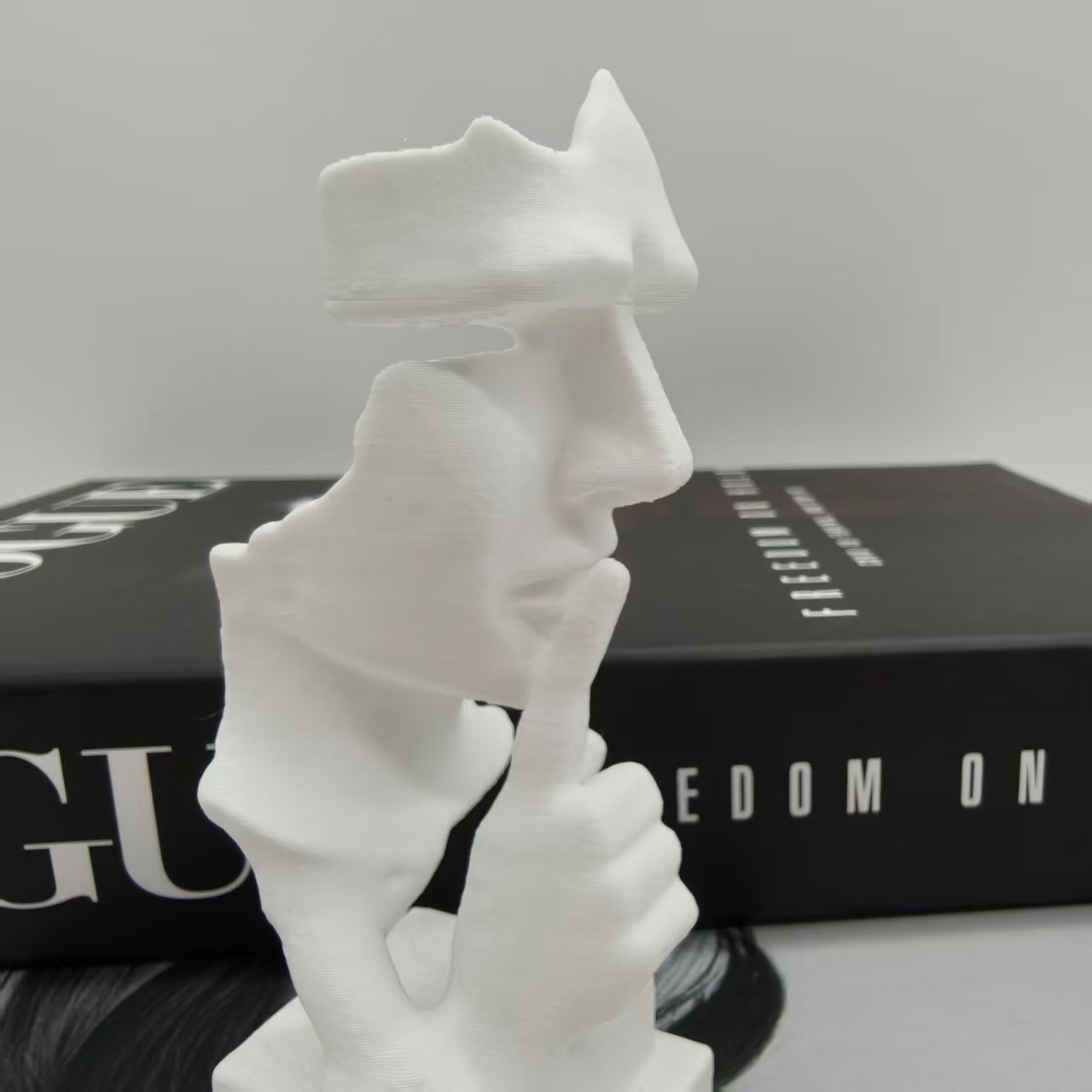 3D Printing Quality - Thinker Statue, Silence Is Golden Abstract